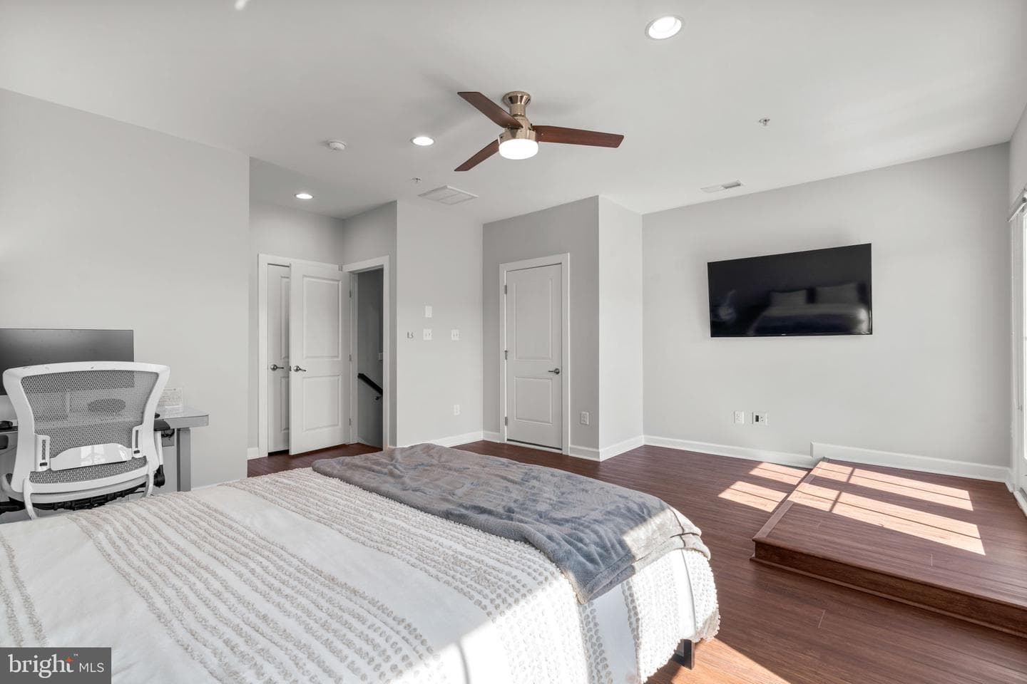 414 Hydrangea Place photo 30