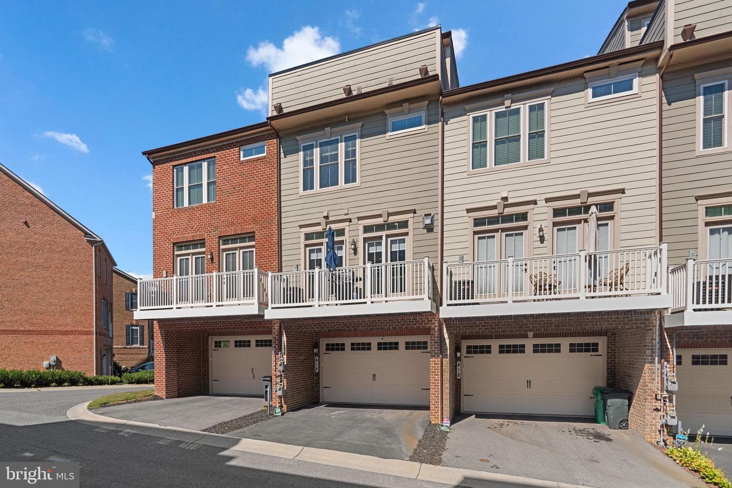 414 Hydrangea Place photo 34