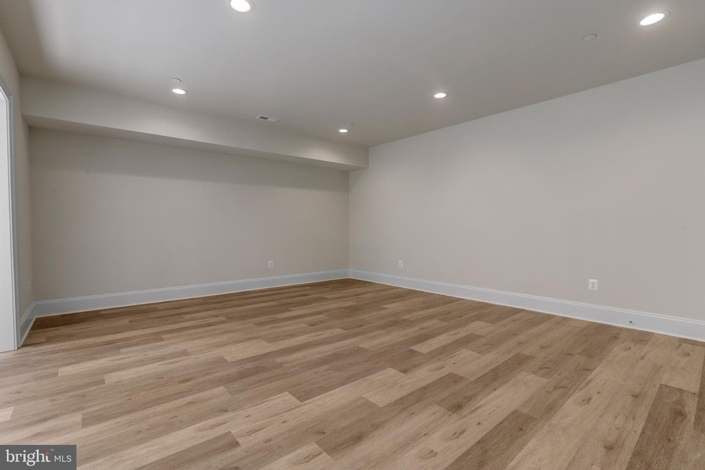 4714 Essex Avenue photo 33