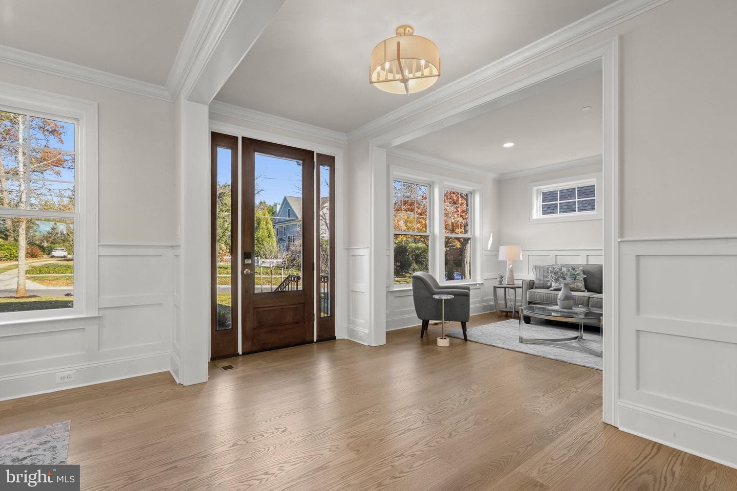 4714 Essex Avenue photo 4