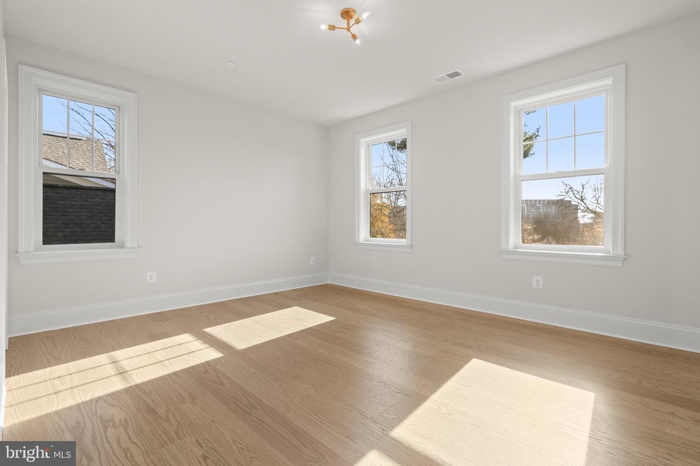 4714 Essex Avenue photo 56