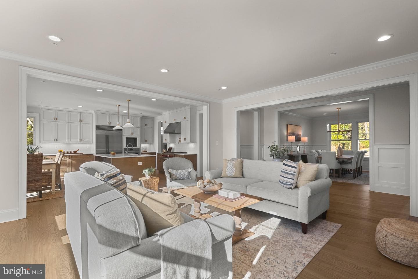 4714 Essex Avenue photo 8