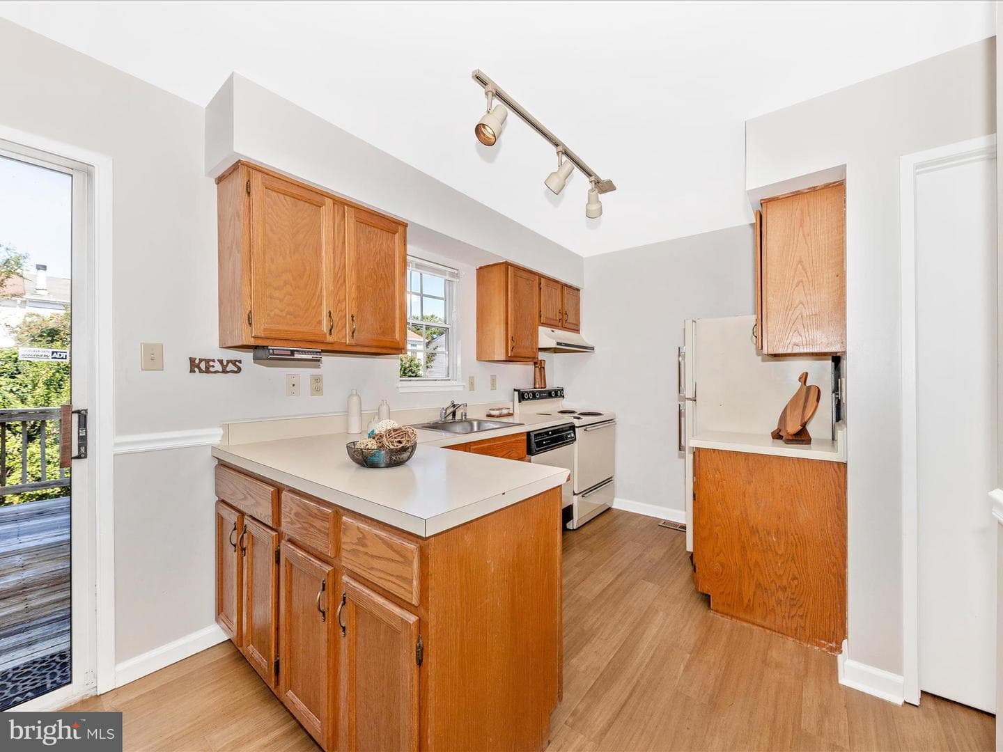 108 Bowsprit Court photo 14
