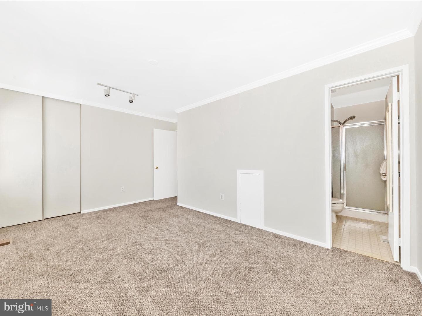 108 Bowsprit Court photo 24