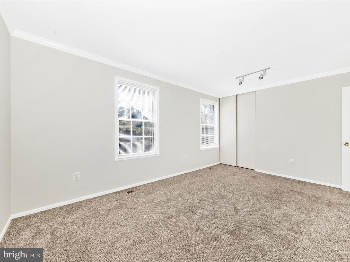 108 Bowsprit Court photo 25