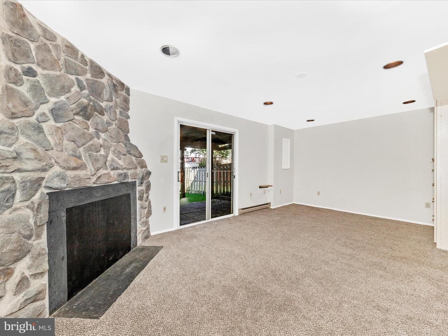108 Bowsprit Court photo 35
