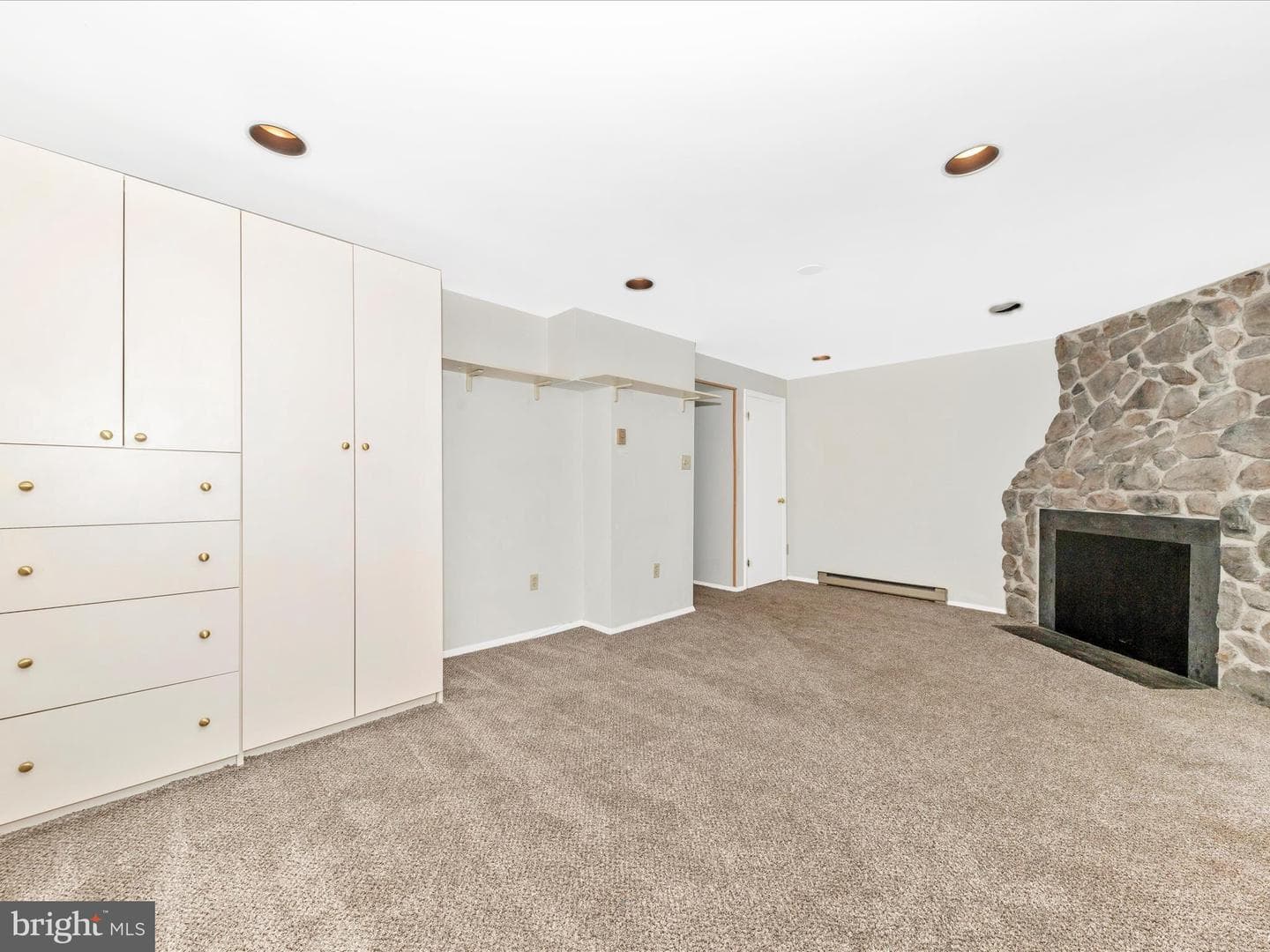 108 Bowsprit Court photo 37