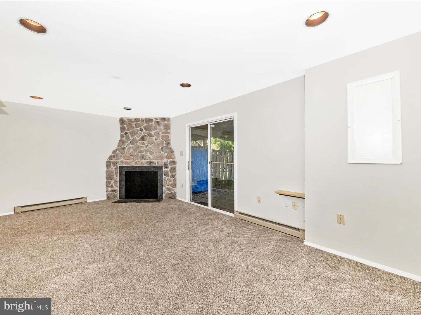 108 Bowsprit Court photo 38