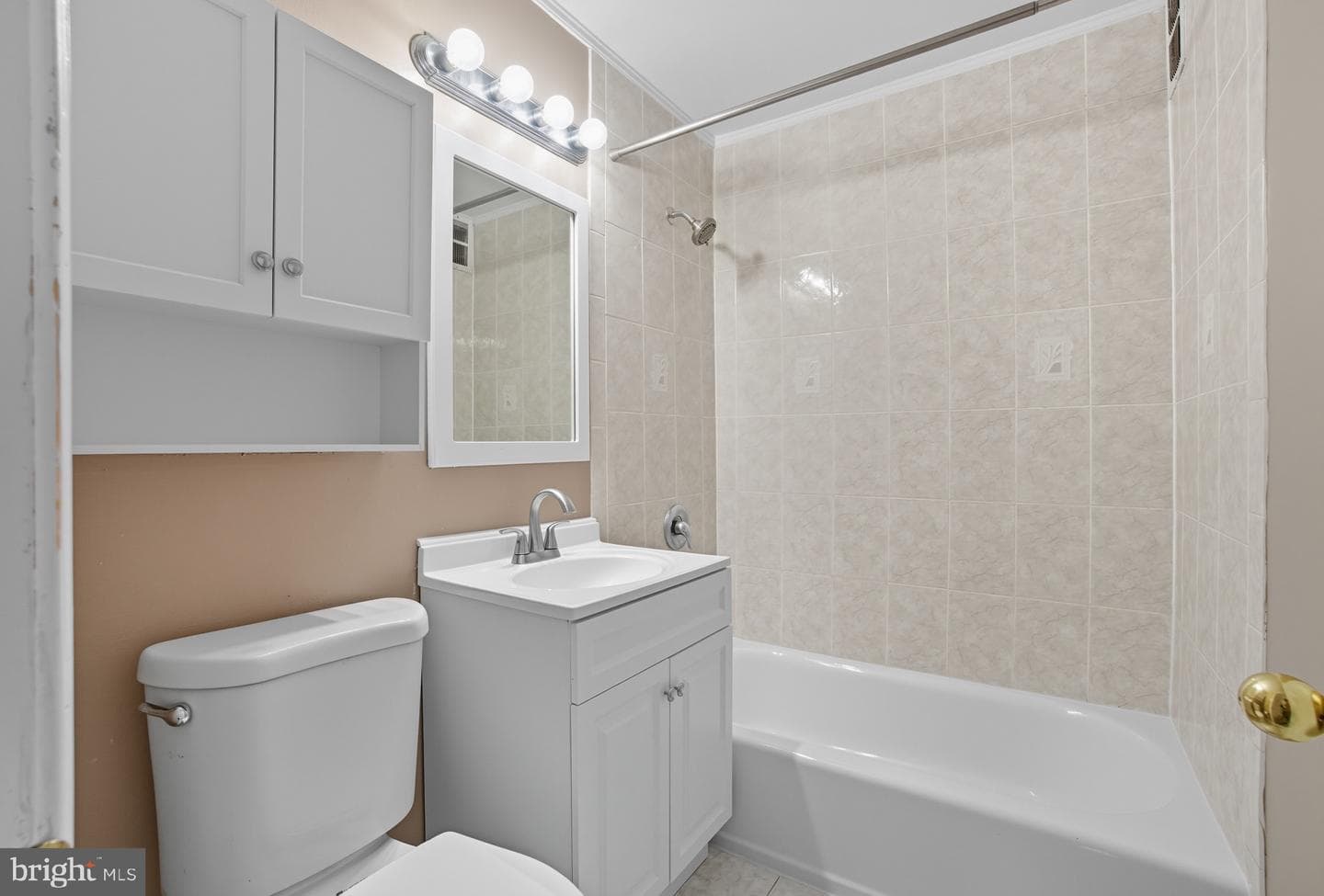 170 Talbott Street #205 photo 19