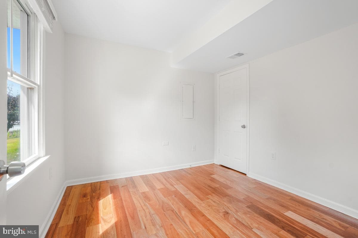 9 Fairdale Court photo 10