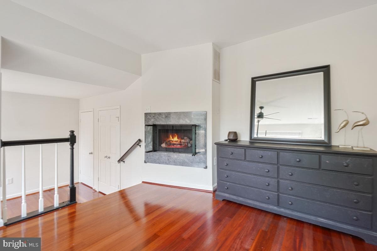 9 Fairdale Court photo 16