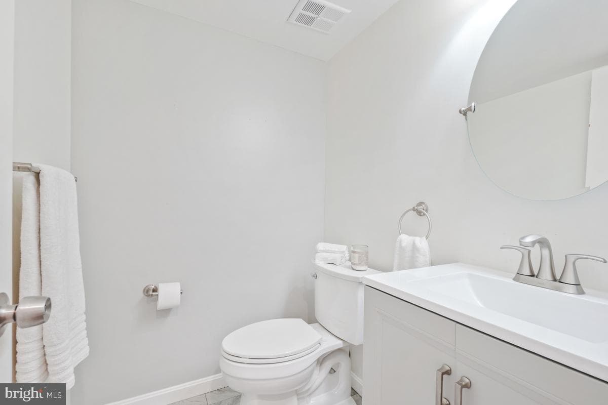 9 Fairdale Court photo 9