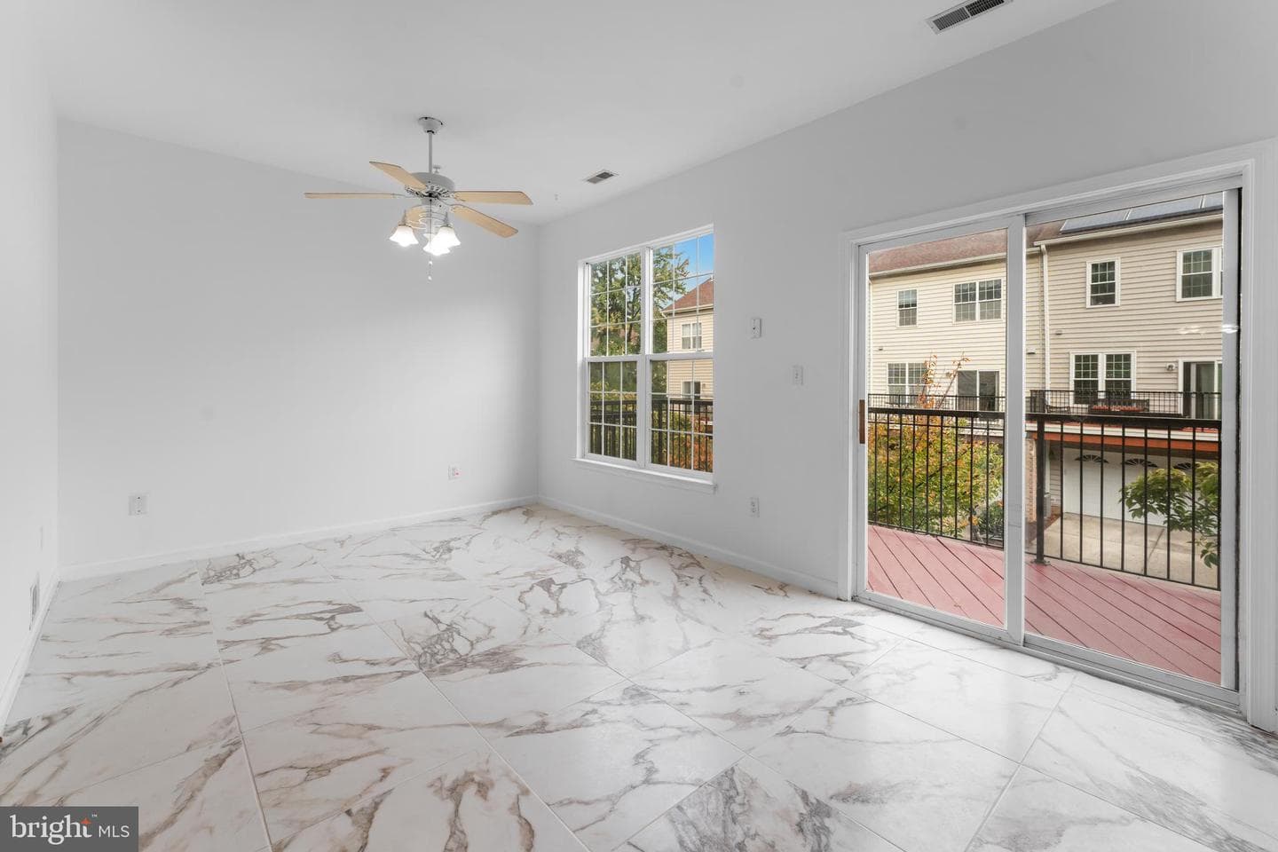 9443 Fields Road photo 10
