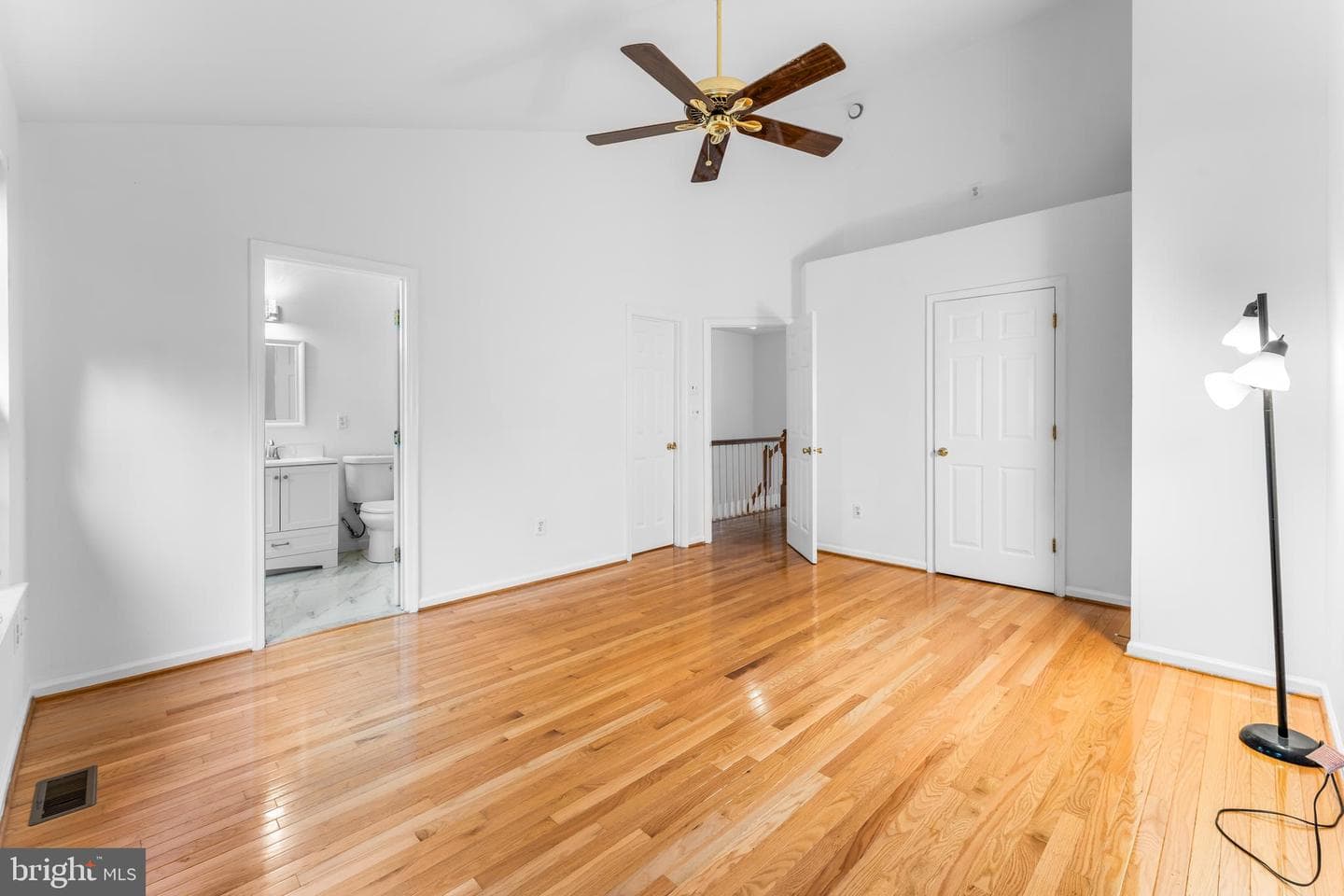 9443 Fields Road photo 19