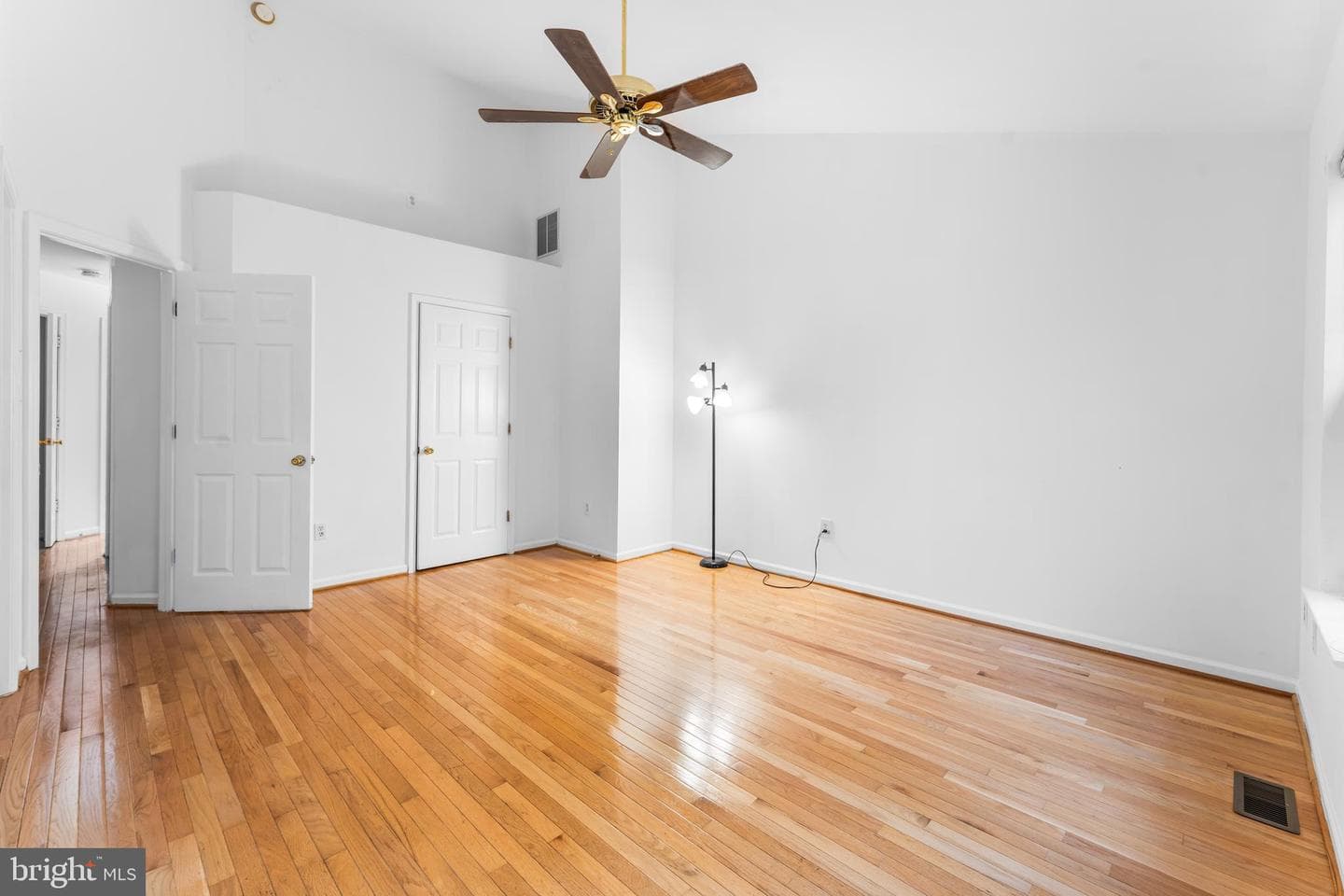9443 Fields Road photo 20