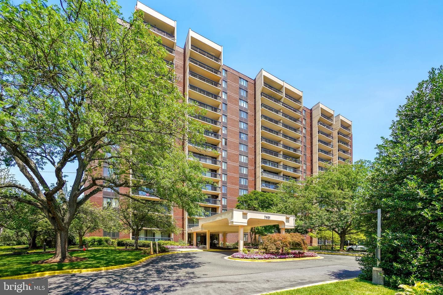 7401 Westlake Terrace #215, Bethesda