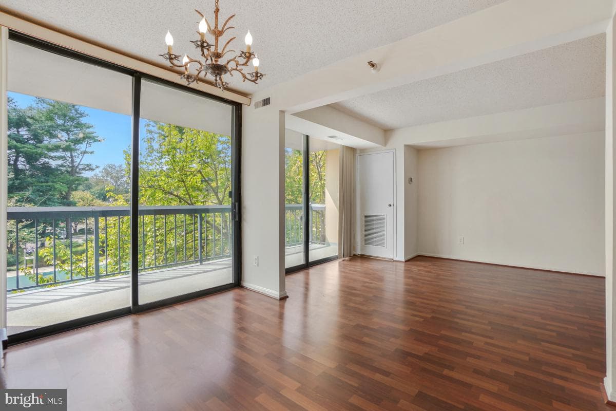 7401 Westlake Terrace #215 photo 12