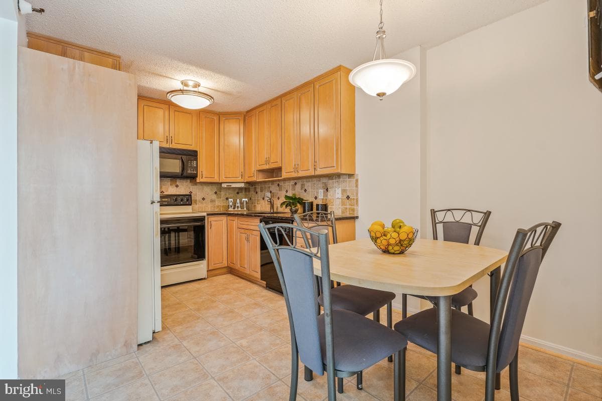 7401 Westlake Terrace #215 photo 17