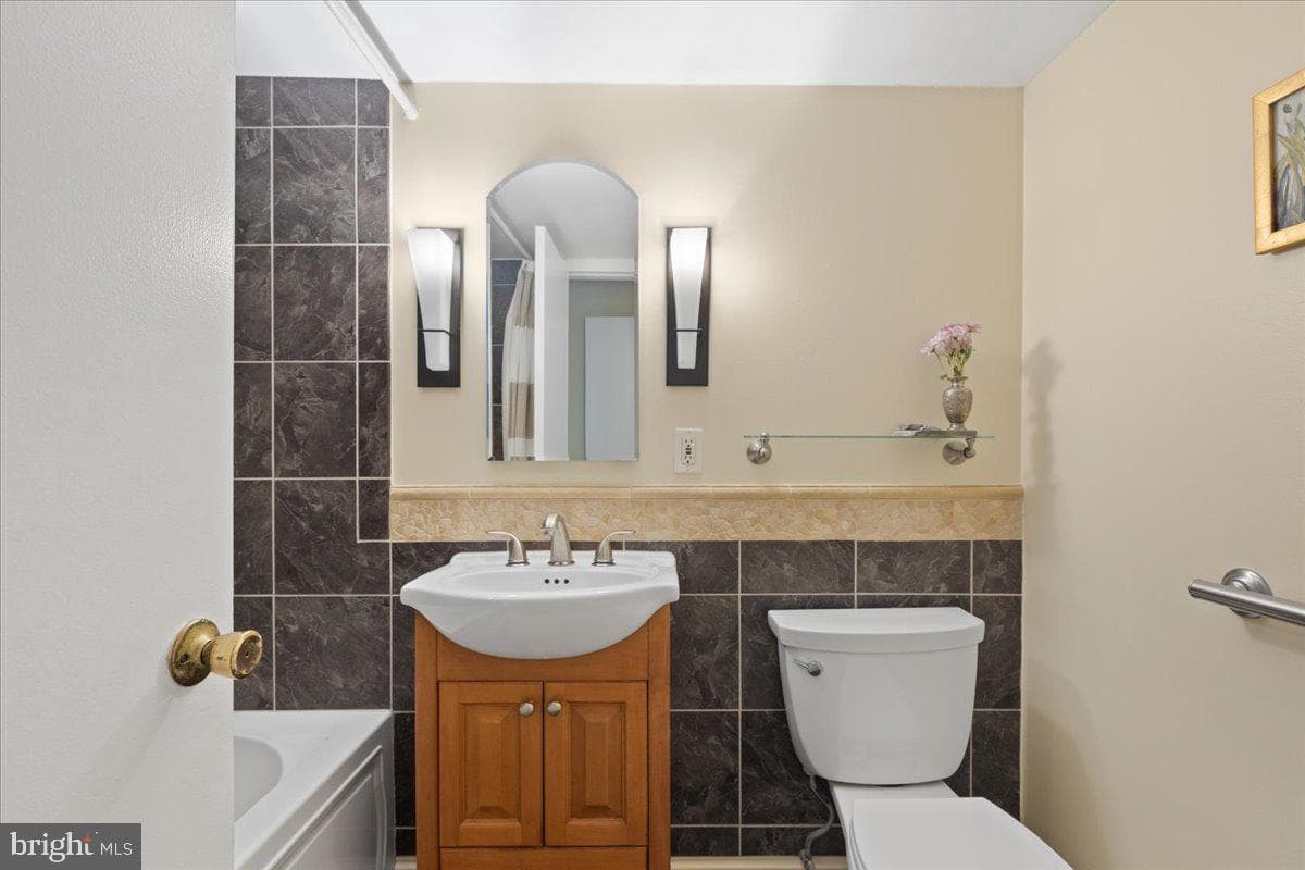 3333 University Boulevard W #1101 photo 27