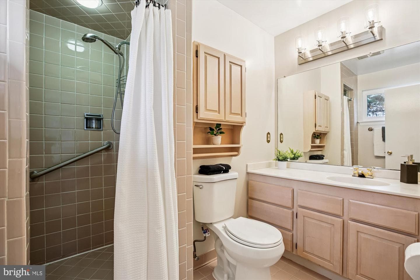 9409 Linden Avenue photo 35