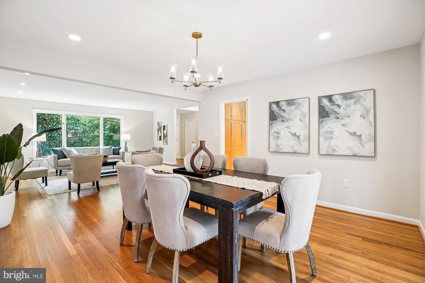 9409 Linden Avenue photo 8