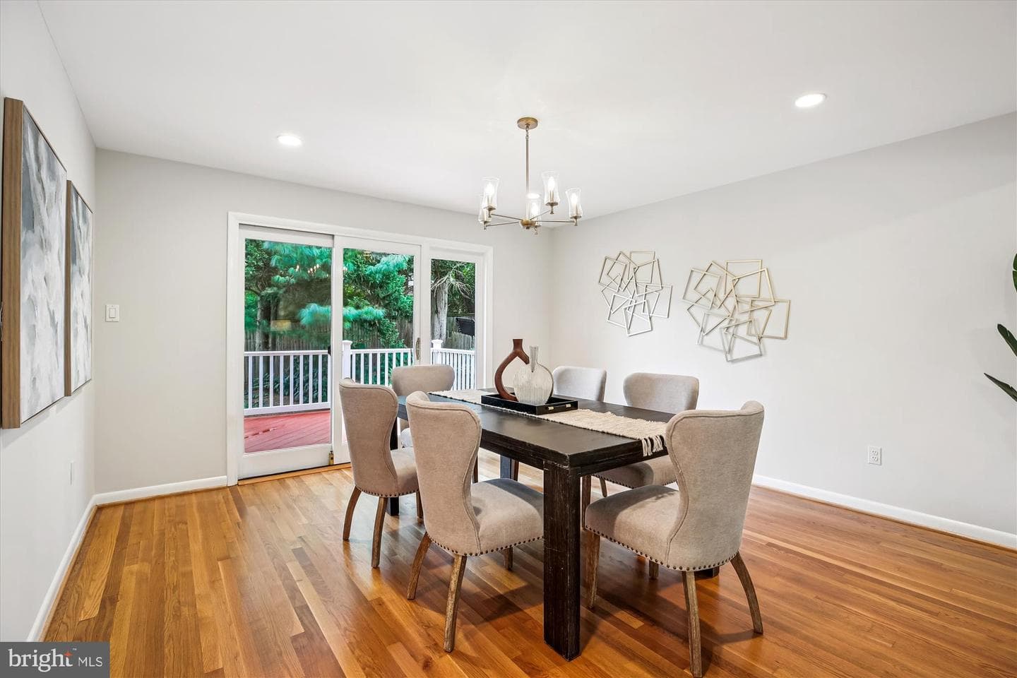 9409 Linden Avenue photo 9