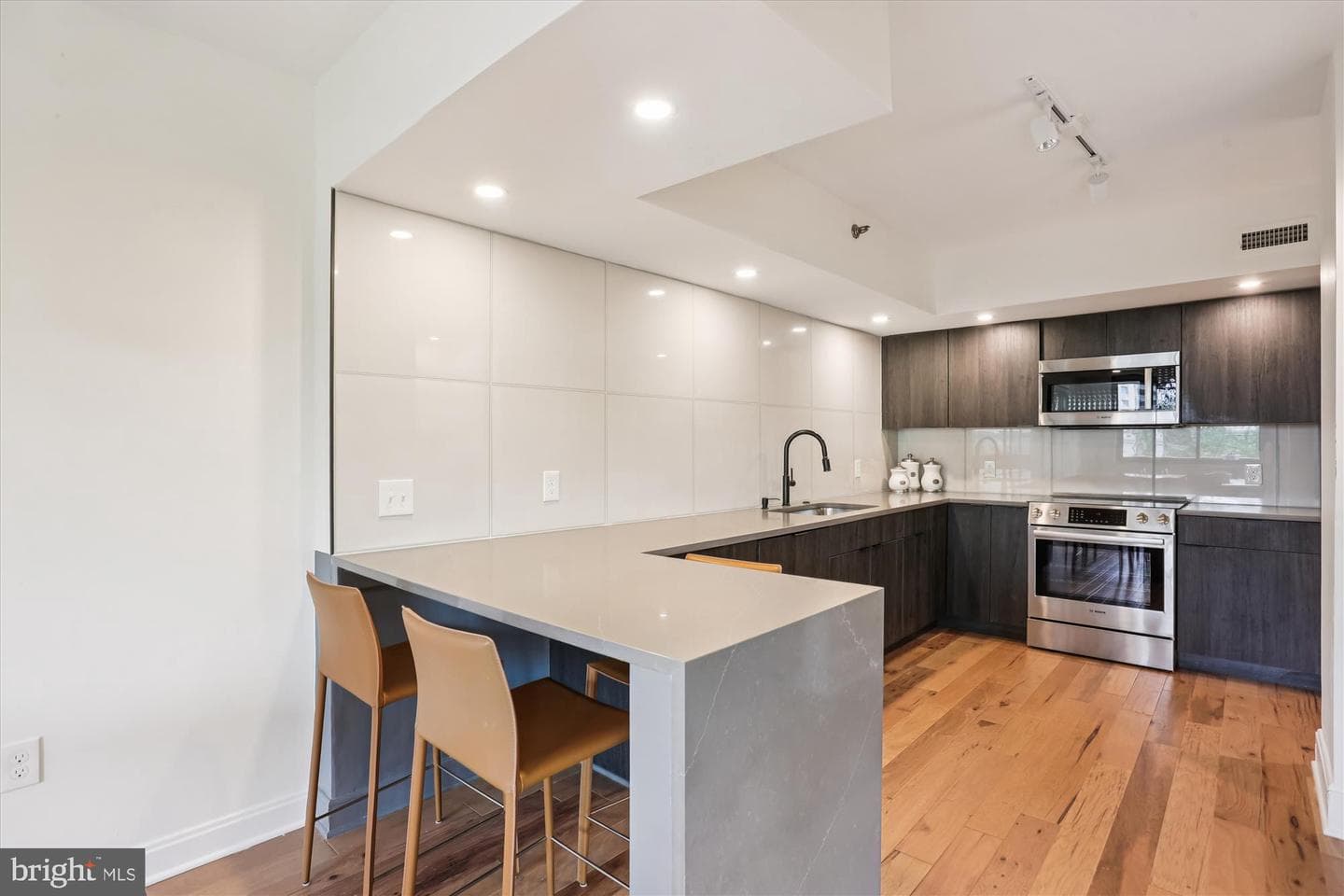4550 N Park Avenue N #208 photo 17