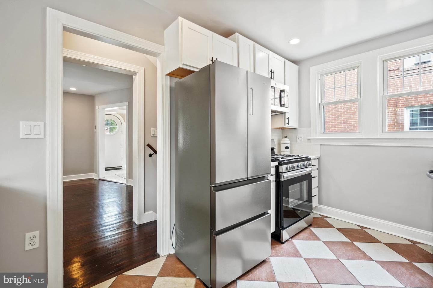 8509 Flower Avenue photo 10
