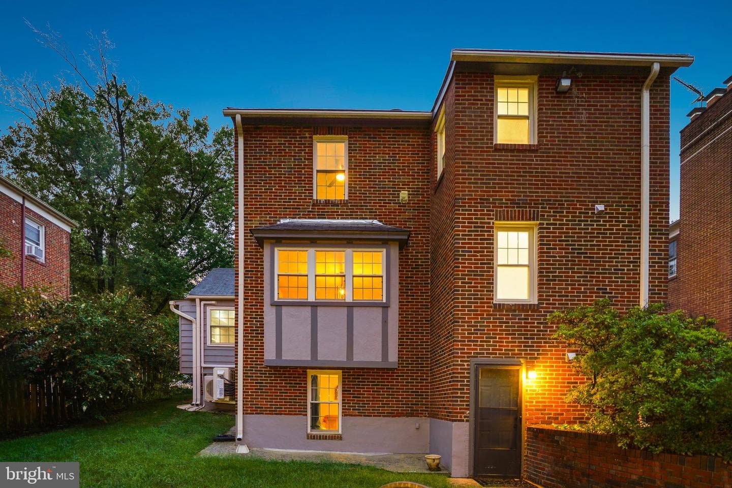 8509 Flower Avenue photo 32