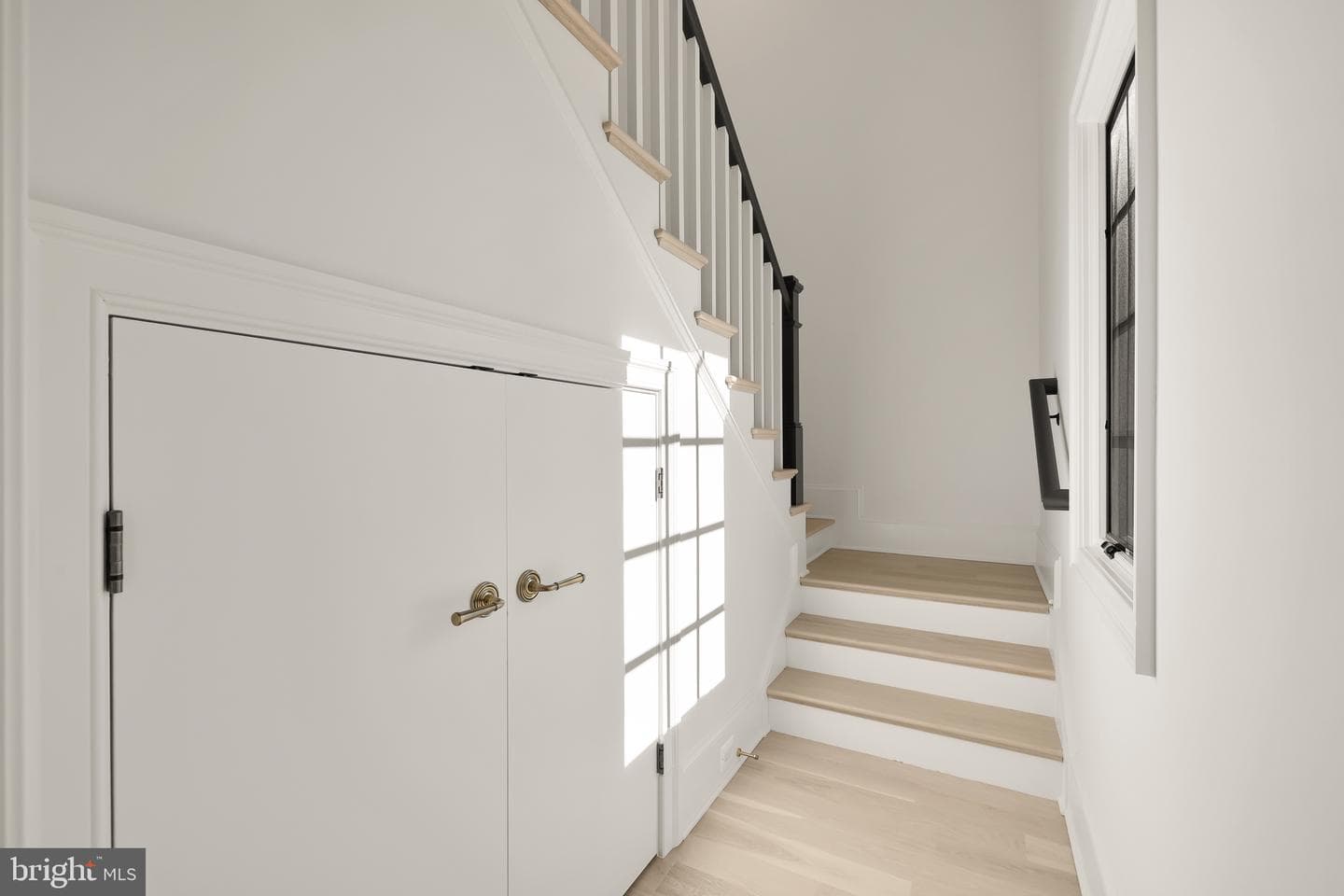 7611 Fairfax Road photo 33