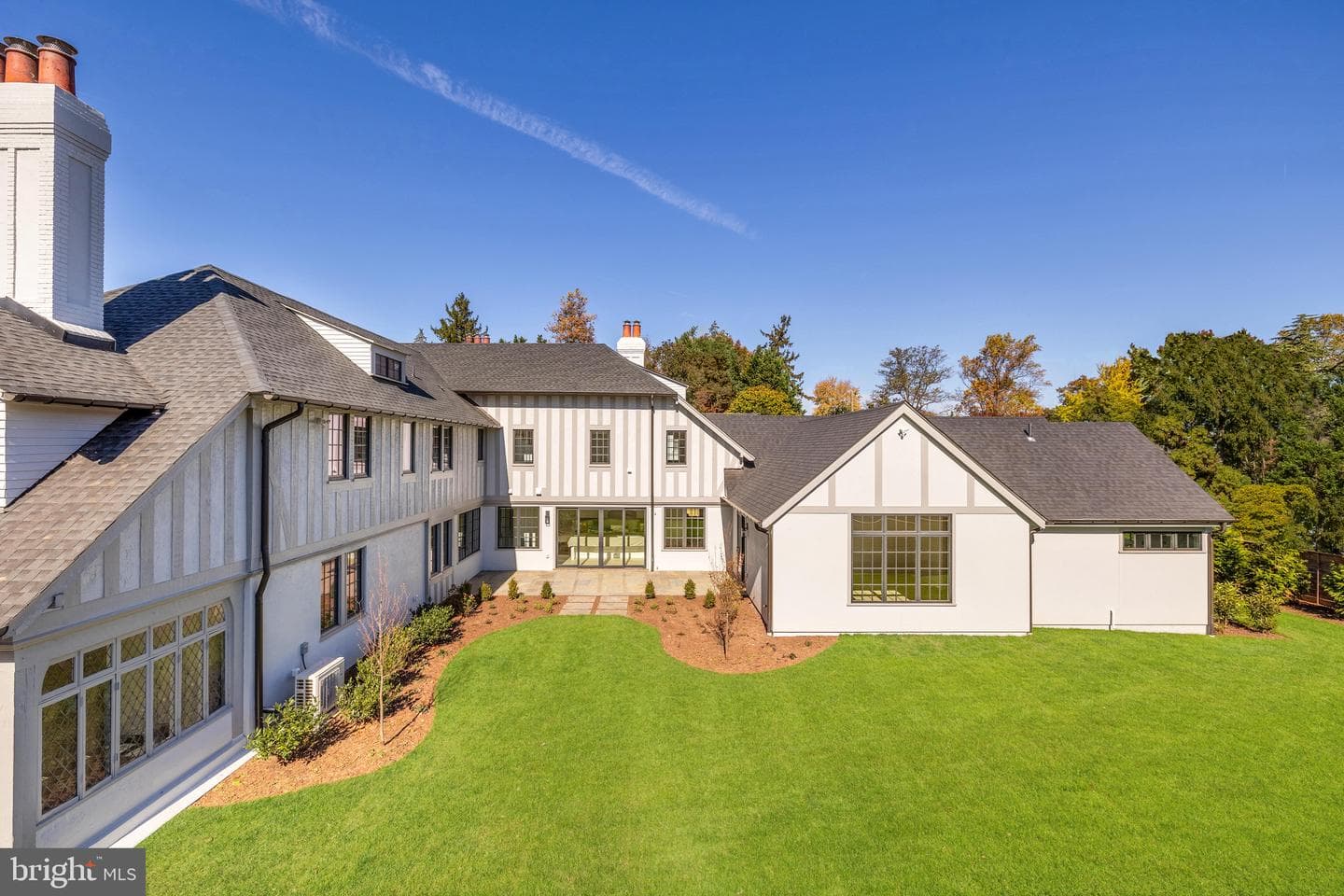 7611 Fairfax Road photo 38