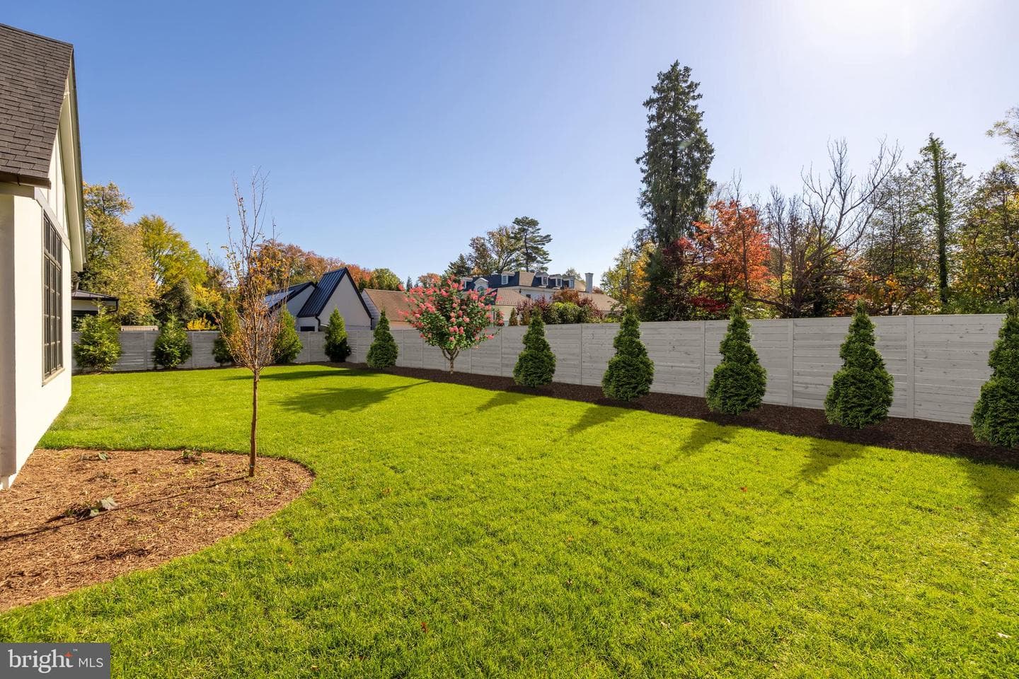 7611 Fairfax Road photo 40