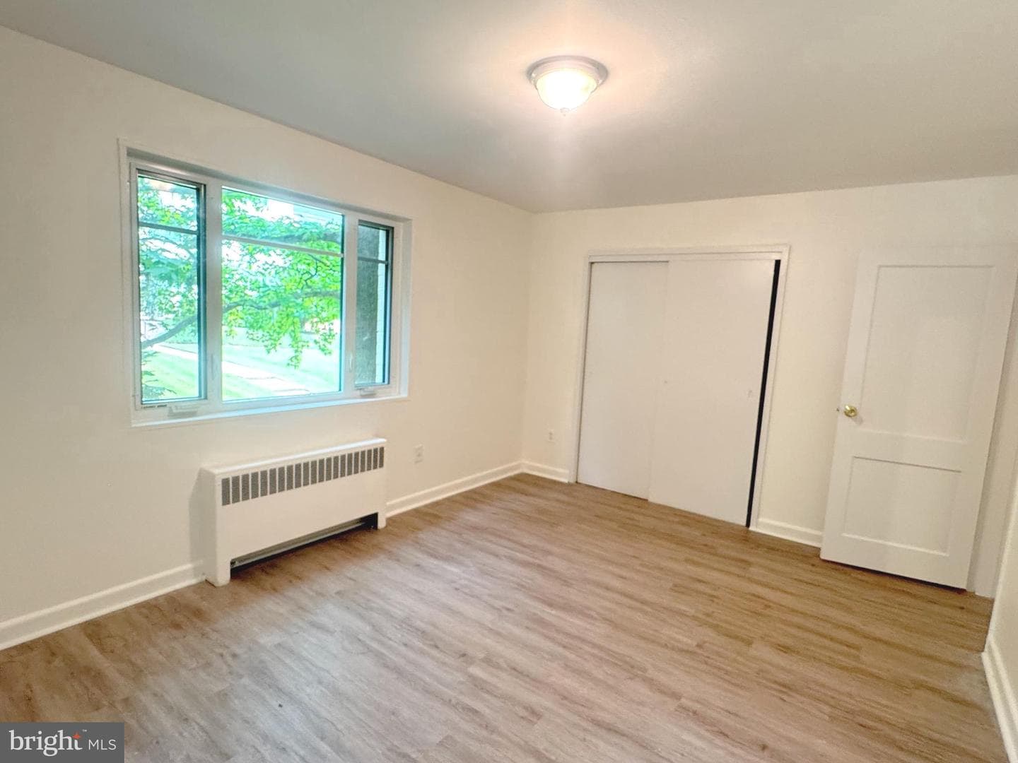 10403 Montrose Avenue #10403 photo 10