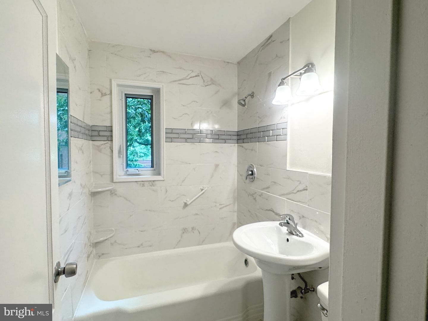 10403 Montrose Avenue #10403 photo 11