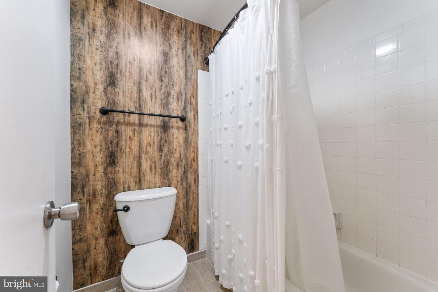 18040 Chalet Drive #15-201 photo 17