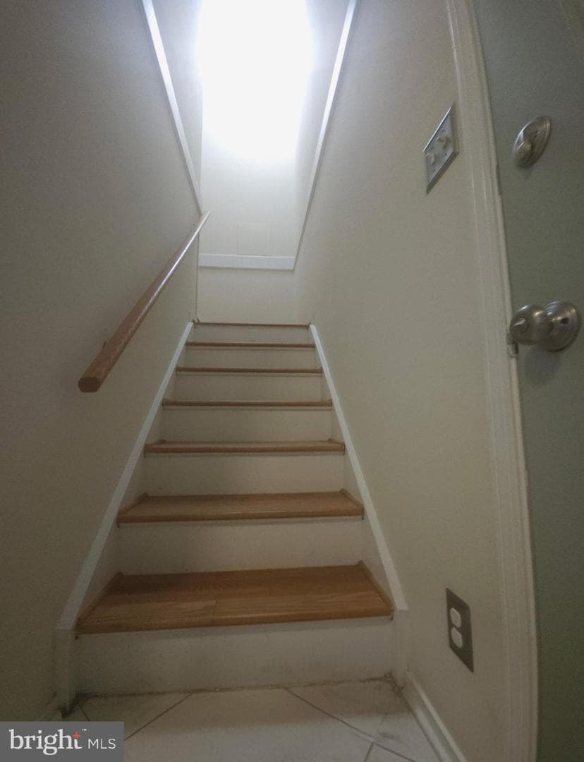 7456 Brenish Drive photo 5