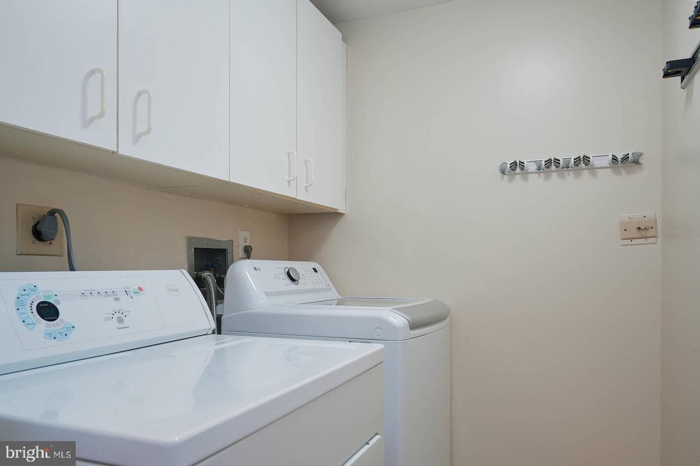 5802 Nicholson Lane #2-604 photo 23