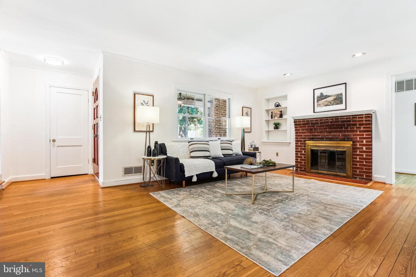 1750 Overlook Drive photo 5