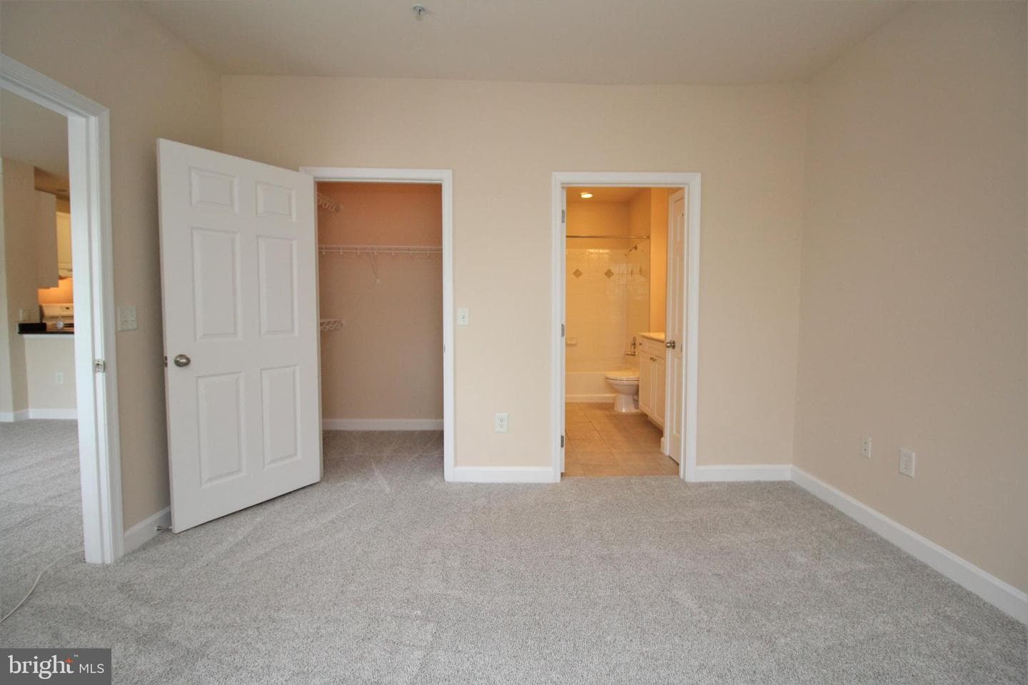 501 Hungerford Drive #137 photo 17