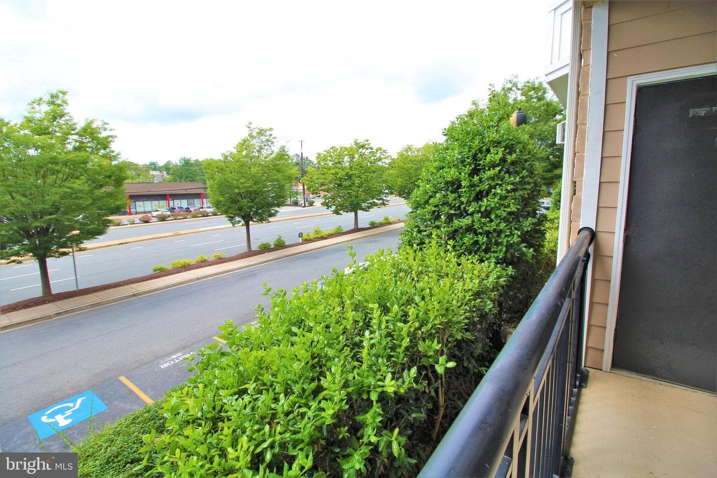 501 Hungerford Drive #137 photo 26