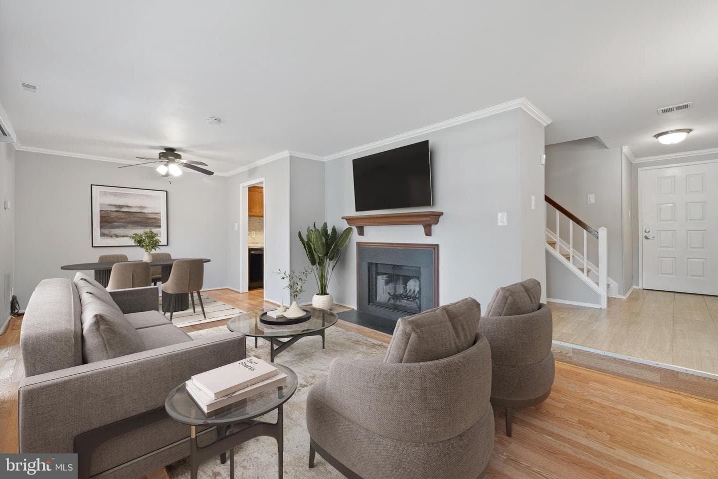 13121 Wonderland Way #13-140 photo 3