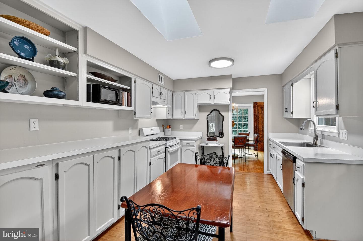 9803 Raleigh Tavern Court photo 10
