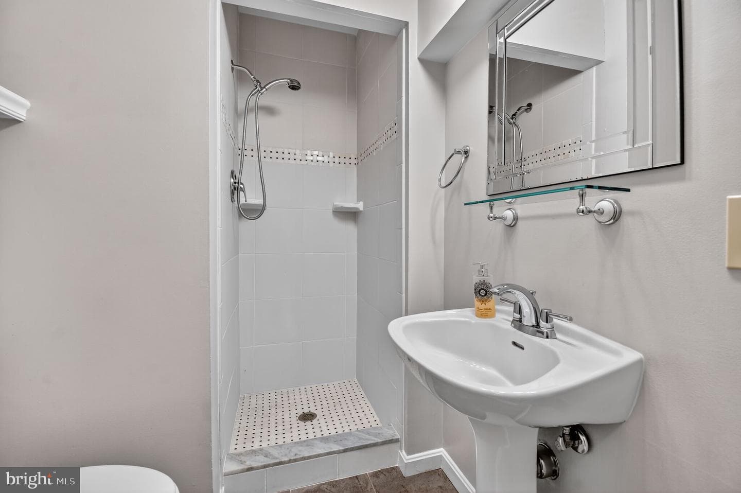 9803 Raleigh Tavern Court photo 22