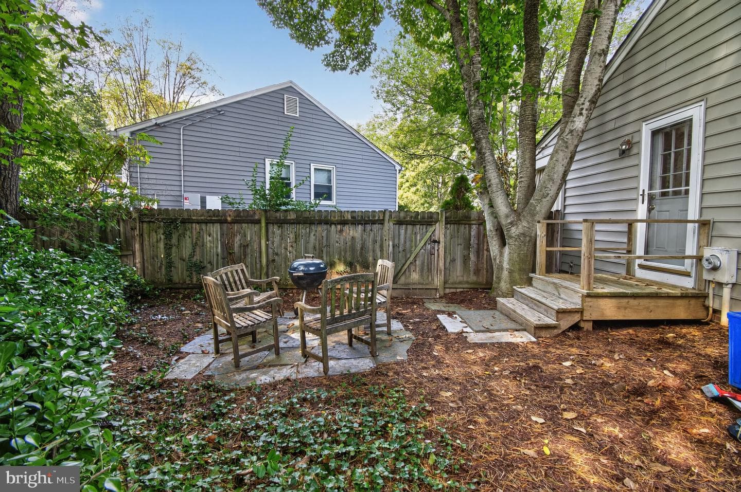9803 Raleigh Tavern Court photo 25