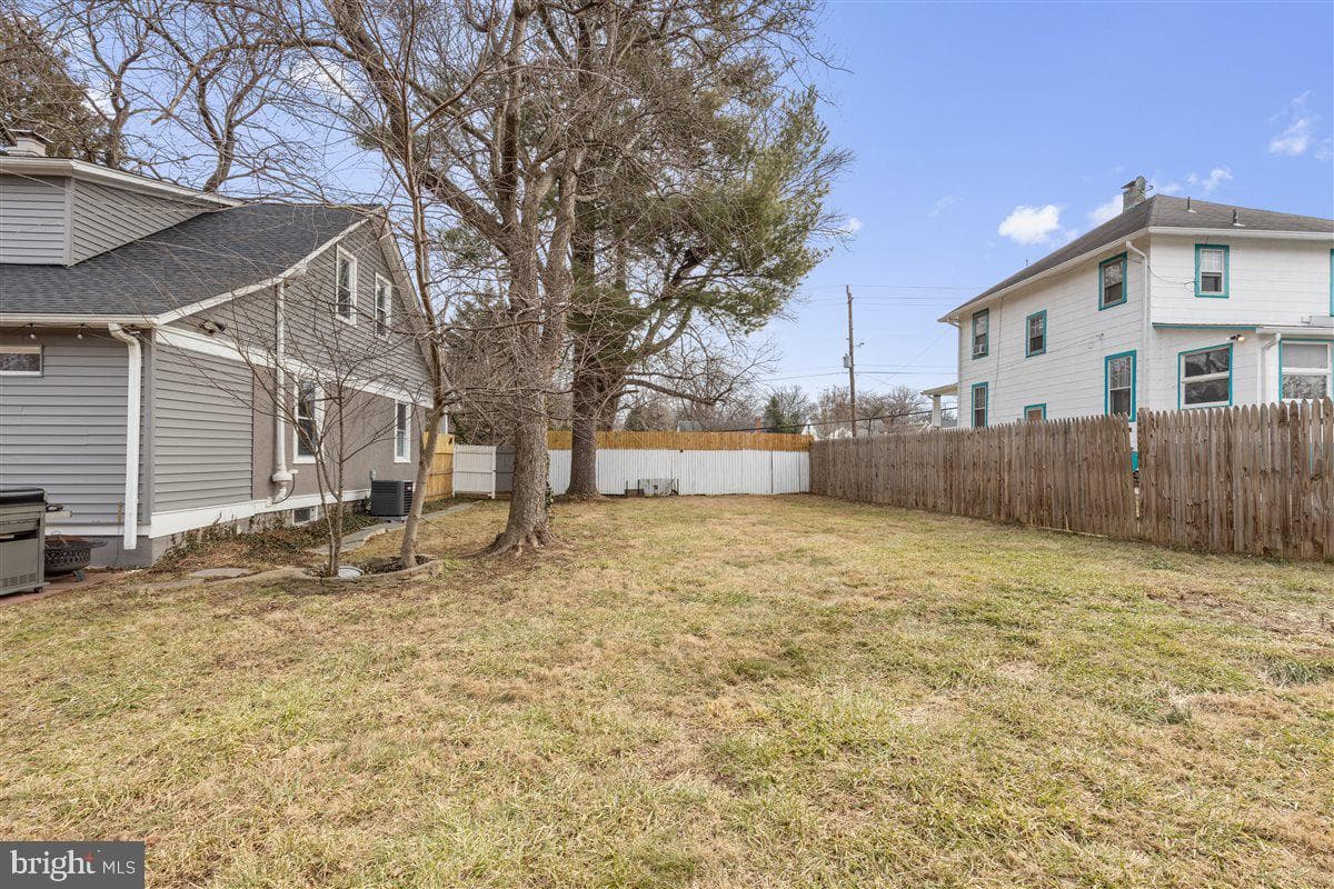 128 Washington Grove Lane photo 29