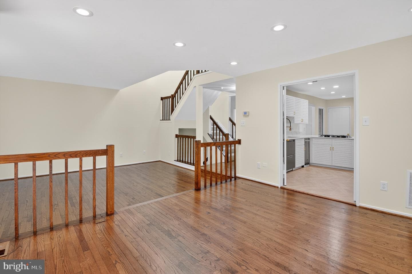 7819 Whiterim Terrace photo 13