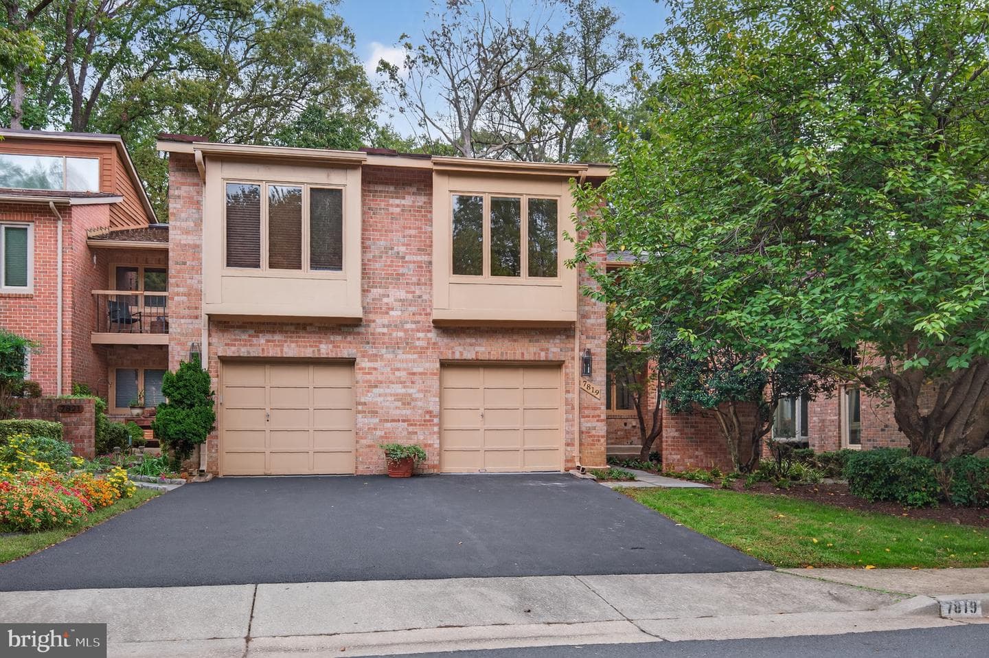 7819 Whiterim Terrace photo 4