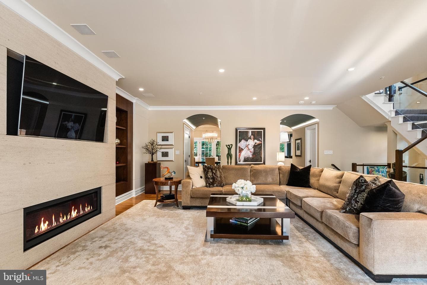 7301 Bannockburn Ridge Court photo 4