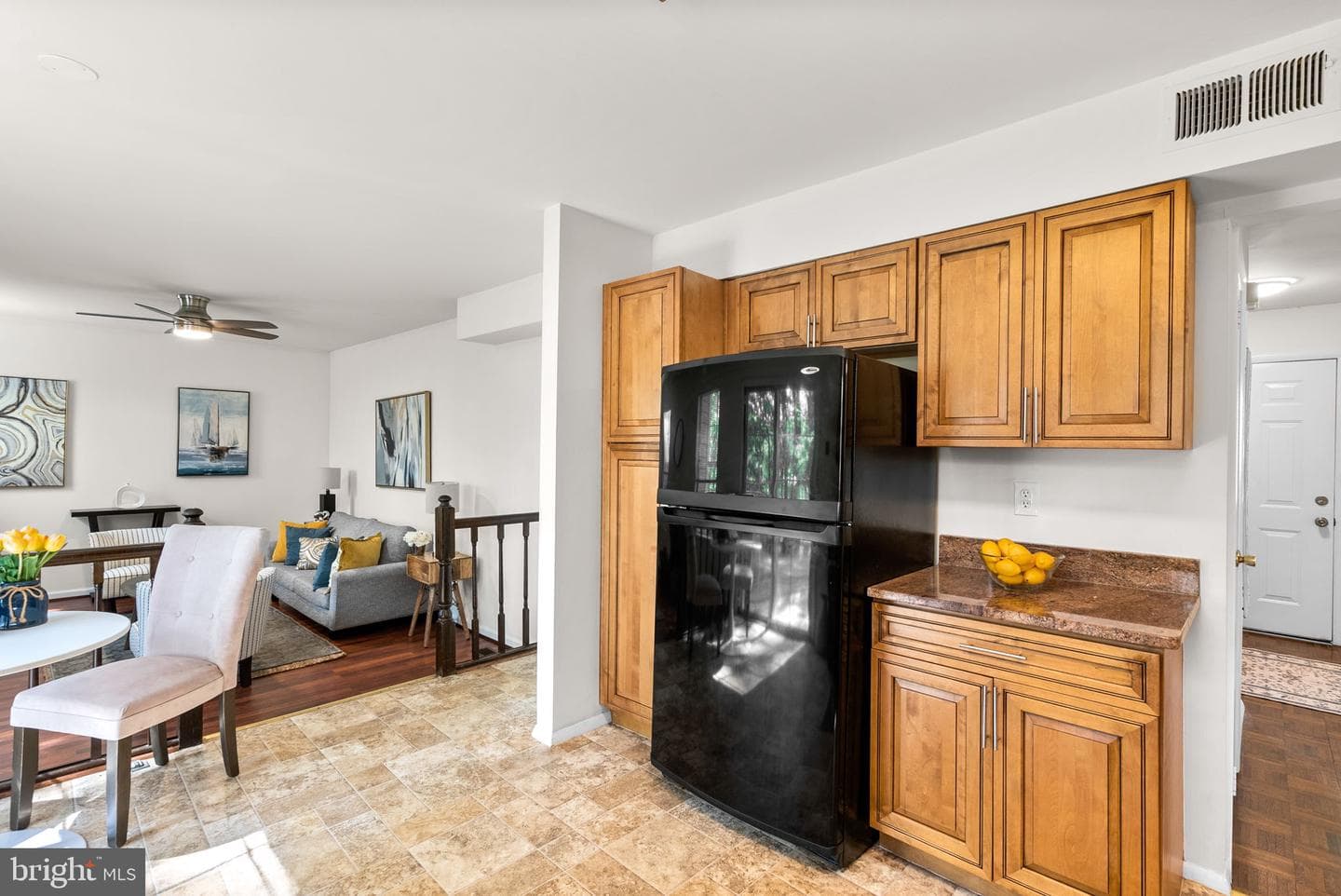 9704 Stanton Hall Court photo 15