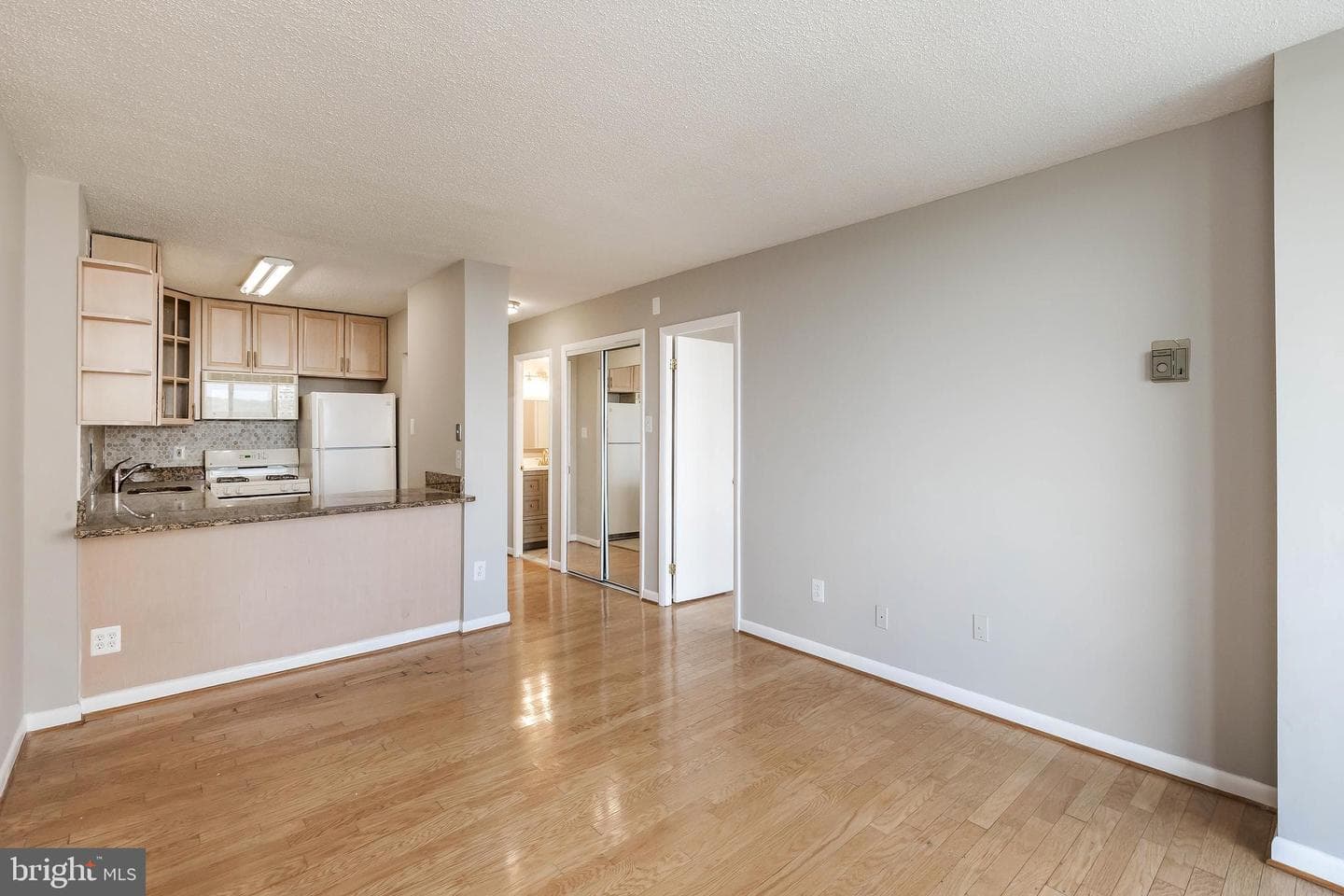 5225 Pooks Hill Road #1017s photo 16
